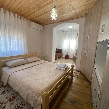 Guesthouse Kroi City Center Berat Kültér fotó