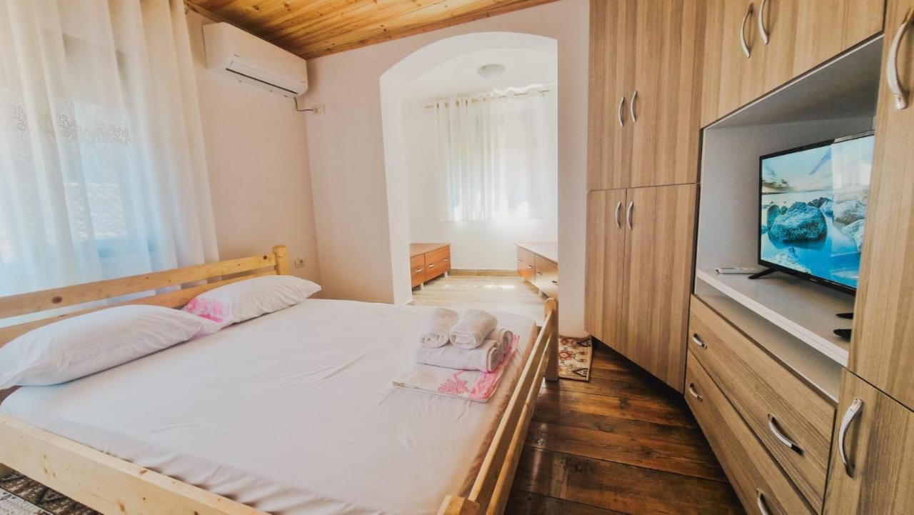 Guesthouse Kroi City Center Berat Kültér fotó
