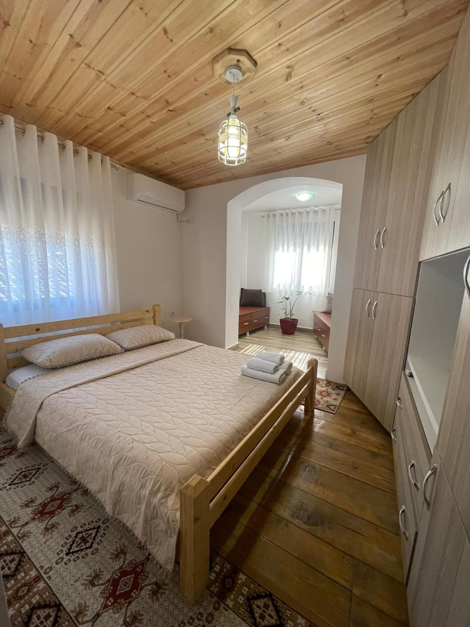 Guesthouse Kroi City Center Berat Kültér fotó